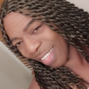 Meet your Posher, Chalee